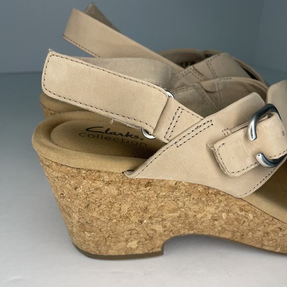 EUC Clarks Giselle Dove Wedge Sandals Hook & Loop Slingback Cork 11 Beige Tan - Picture 7 of 10